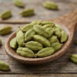 Superfarmers Green Cardamom Pods – 100% Local Produce of India (25g)